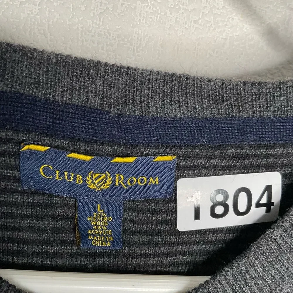 Club Room Sweater Men's Size M Medium Gray Merino‎ Wool Blend V-neck Neutral